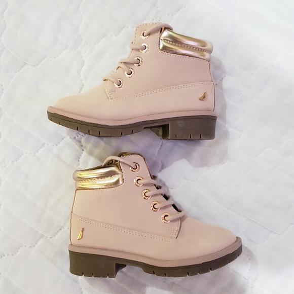 Nautica Other - Blush rose gold boots